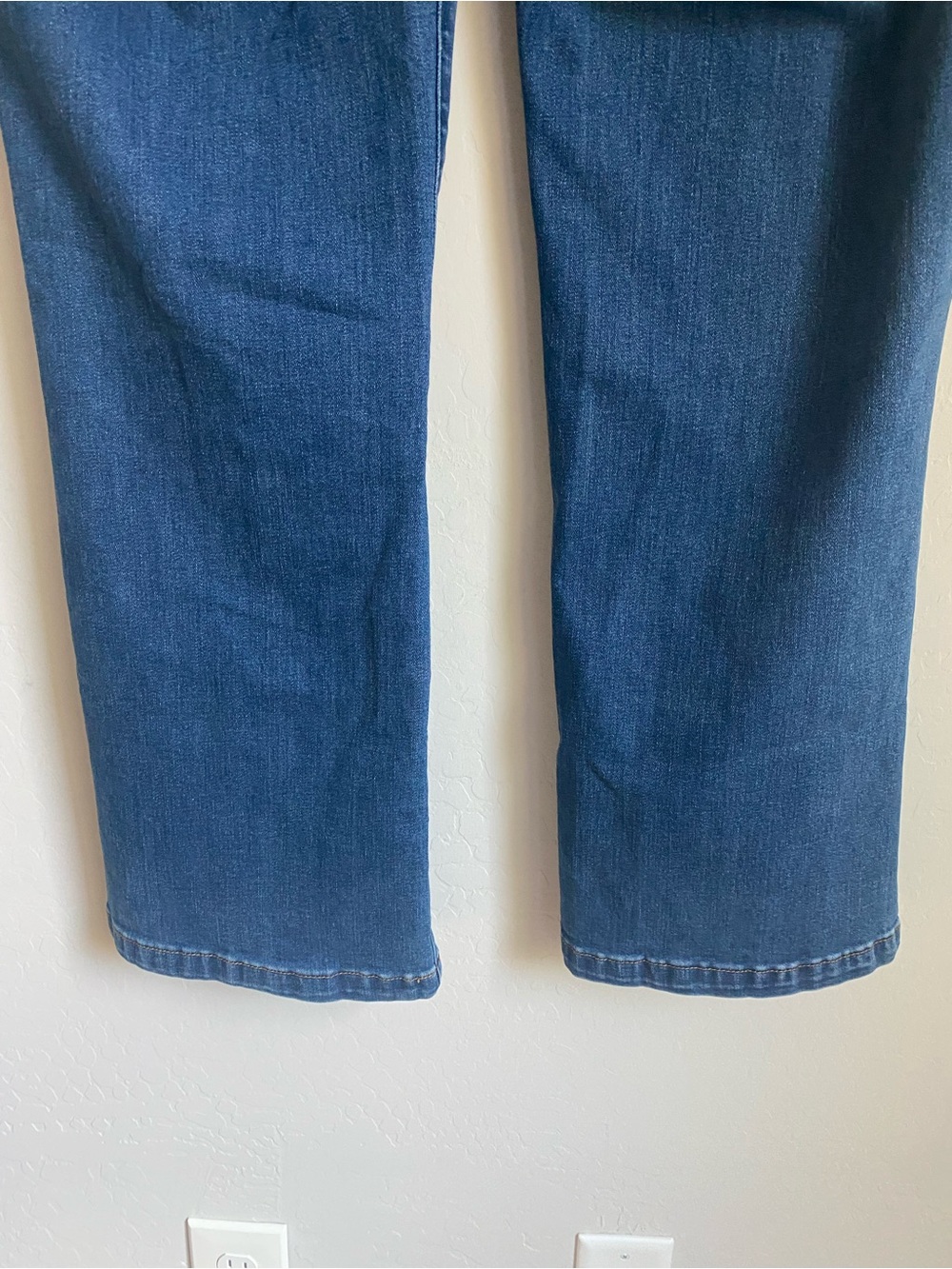 KUT from the Cloth Jean High Rise Wide Pant Align with Dark Base Wash Size 2P - Picture 9 of 14